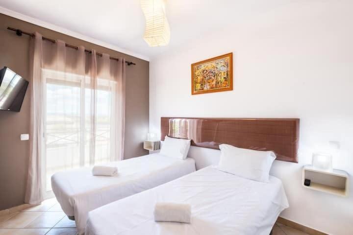 Apartment Alfarmar - Pool, Beach Only A Few Minutes Away Albufeira Extérieur photo